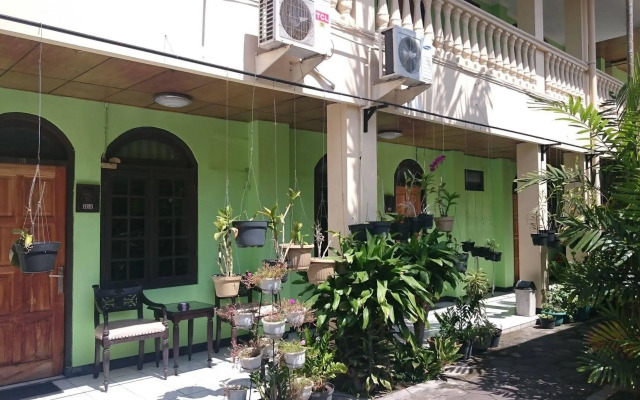 Metro Guest House