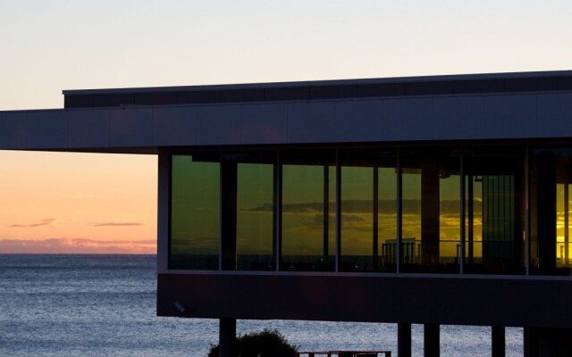 Allure on Ocean Motel