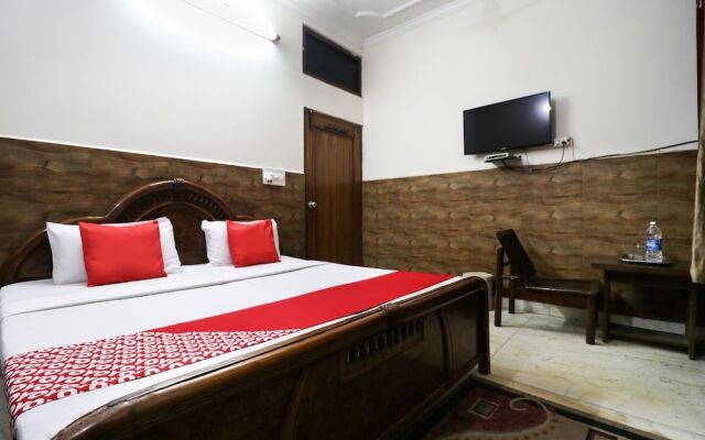 Spot On 46852 Hotel Pal Regency