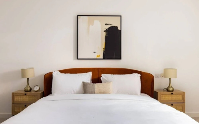 The Clapham - Captivating 2bdr With Garden Parking