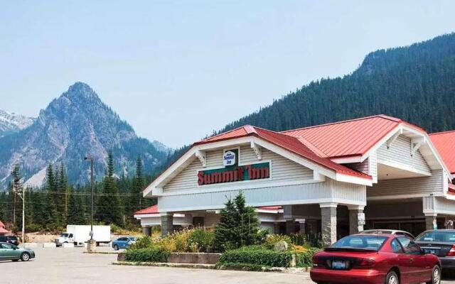 Summit Inn