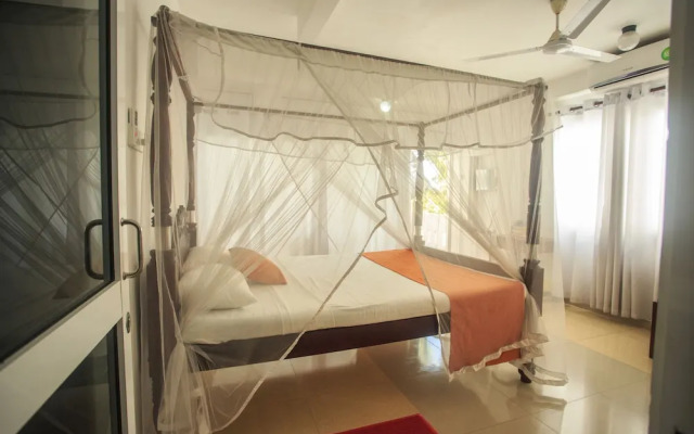 Tharanga Surfing Villa