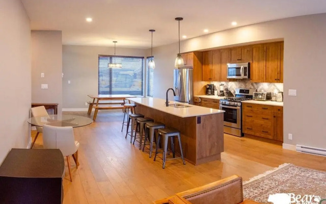 Echo Landing #12 by Bear Country