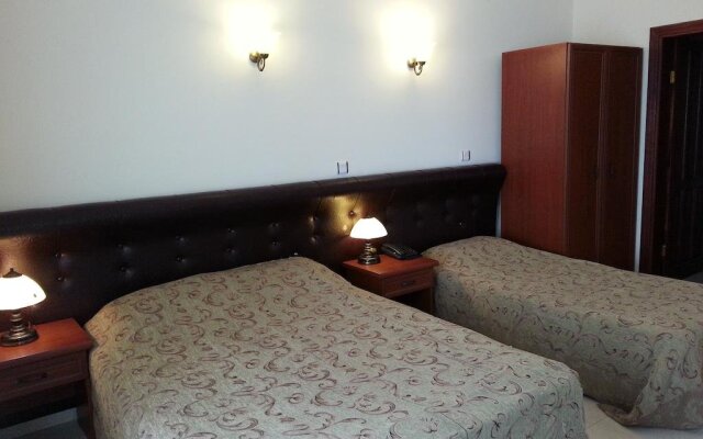 Bacahan Hotel - Special Class
