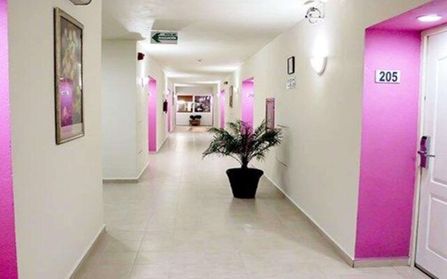 Comfort Inn Monterrey Valle