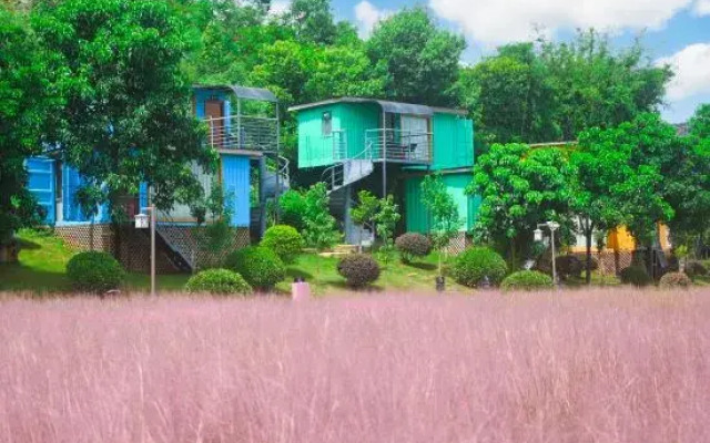 Yingxi Fenglin Corridor Kowloon Eco-tourism Holiday House