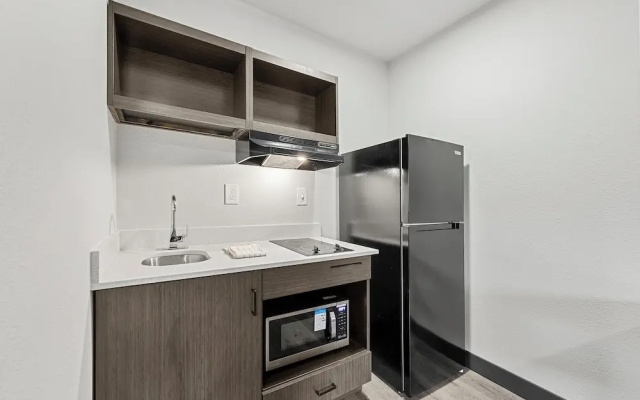 Southern Suites East Point