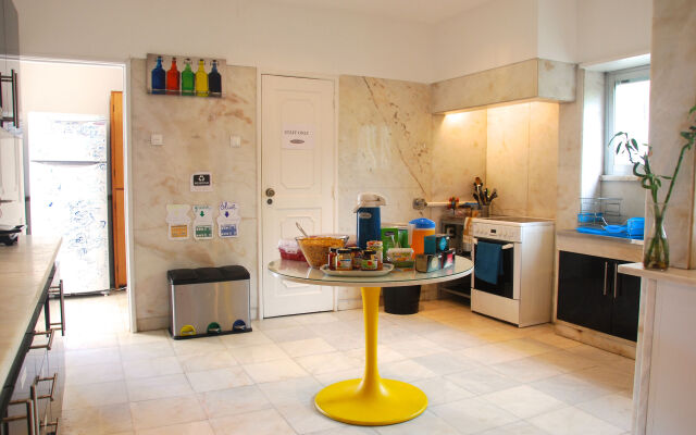 Carcavelos Surf Hostel