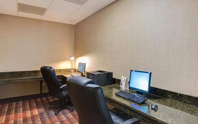 Best Western Plus Belle Meade Inn & Suites