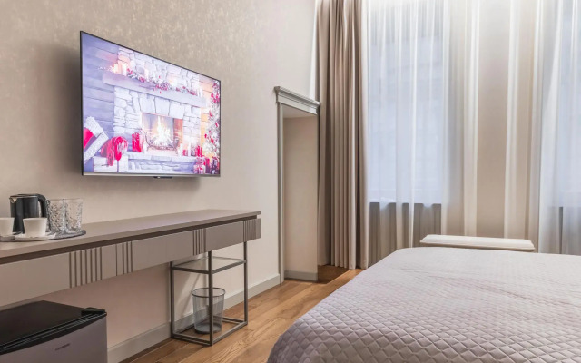 Царство-Королевство на улице Рубинштейна