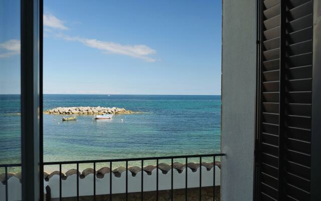 Hotel Tonnara