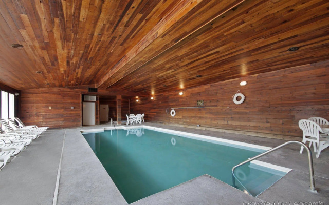 Deer Lodge Motel