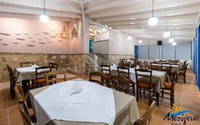Mesogeios Hotel