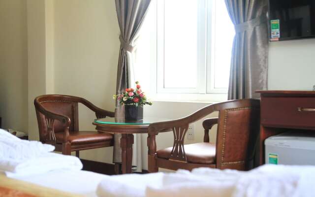 Truong Tinh Hotel