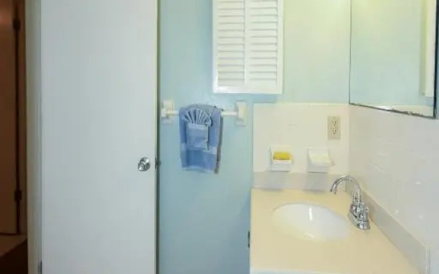 Bamboo Apartments