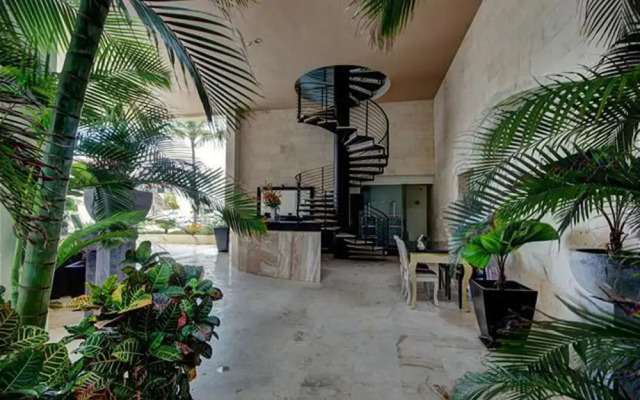 Elements 119 by Tripintravel