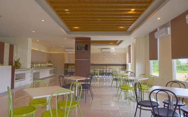 RedDoorz Plus Near Trans Studio Mall