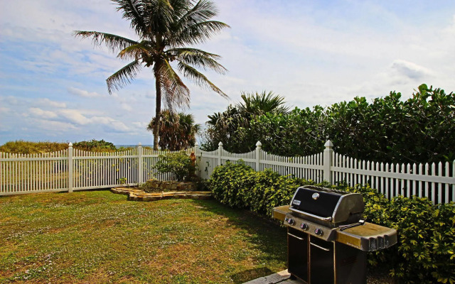 Luxury Oceanfront Estate