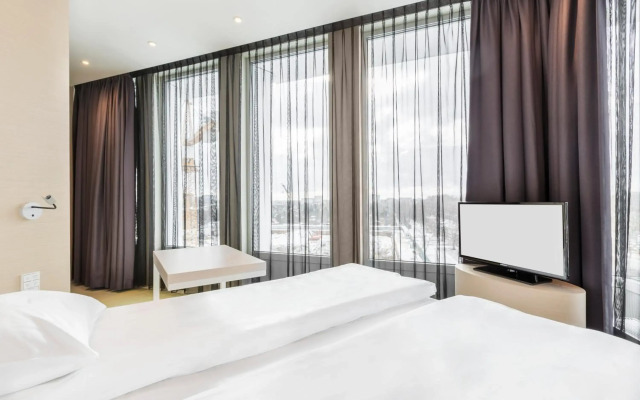 Sound Garden Hotel Airport