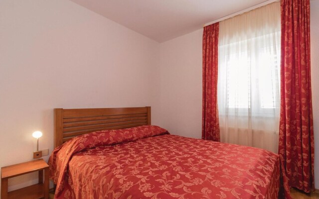 Nice Home in Pula With Wifi and 5 Bedrooms
