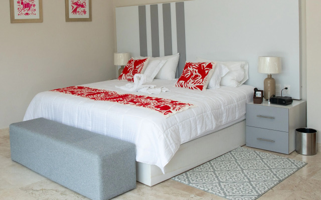 Xaha Villas Suites & Golf Resort