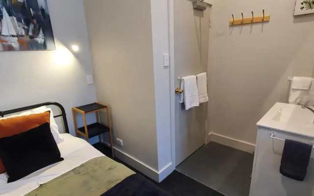Work Stay at 123