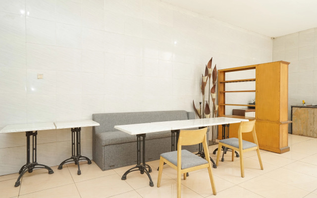 OYO 425 Mojokerto Guesthouse