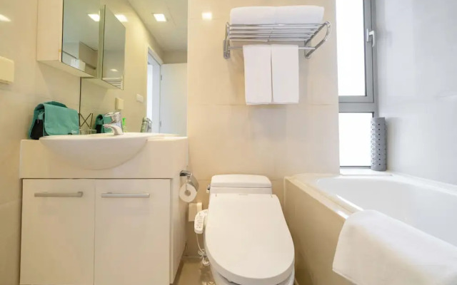 Tyms Modern 3BR 2BA Apt Near Metro