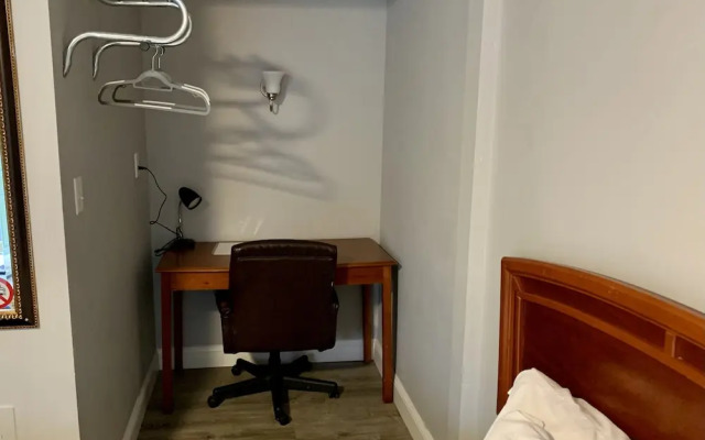 Hill Top Motel