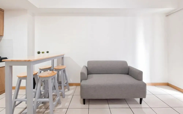 Best Location 2Br Apartment At M-Town Residence Near Summarecon Mall