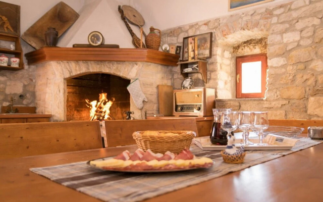 Beautiful three bedroom country house