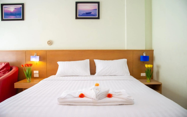 Patong Eyes Hotel