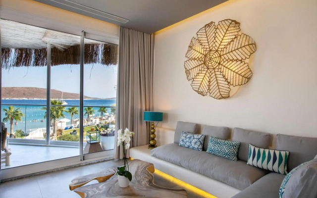 Design Plus Seya Beach Hotel