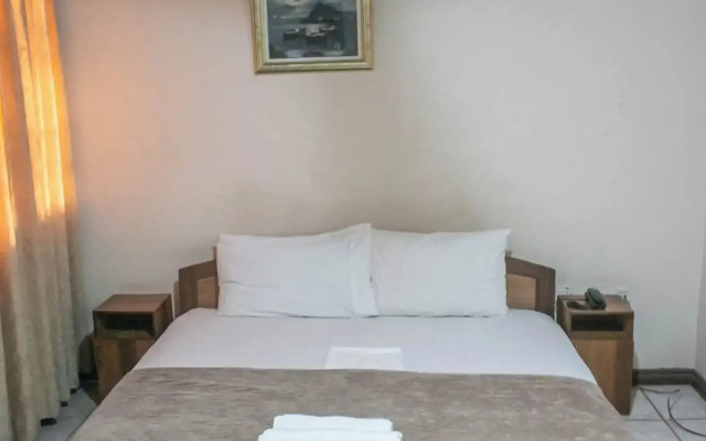 Sheridan Hotel