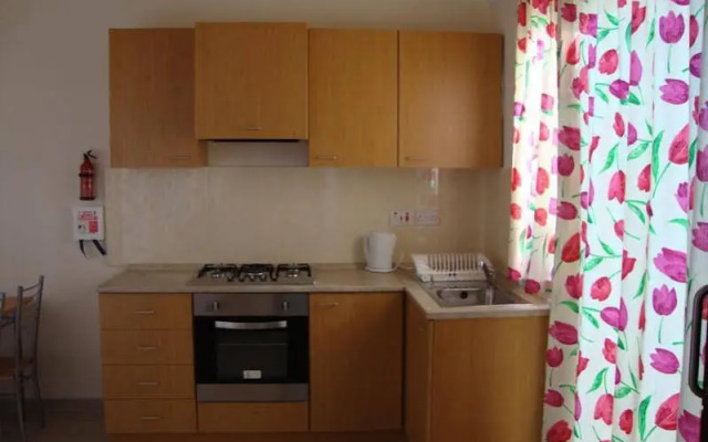 Belmont Court Apartments