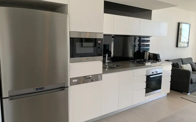 The Oracle Broadbeach 906