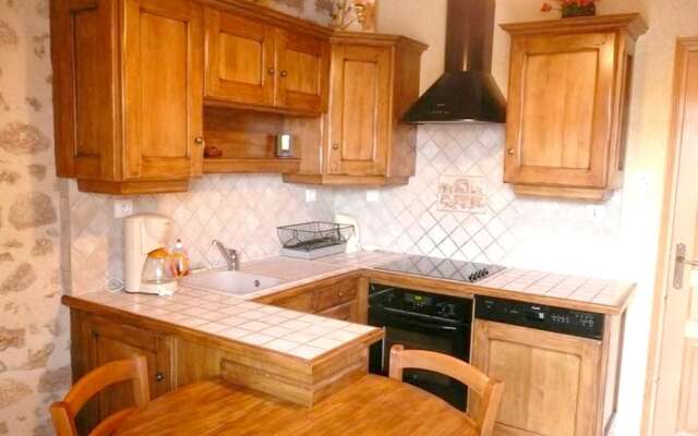 House With 3 Bedrooms in Saint-pal-de-senouire, With Wonderful Mountai