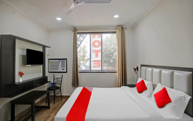 OYO Flagship 806719 Shyam Inn