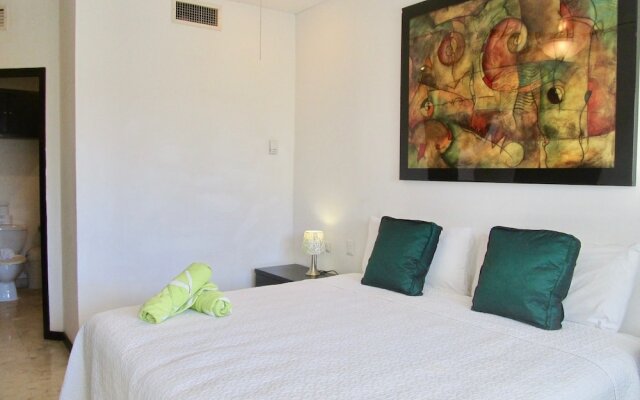 Bosque de los Aluxes Condos with private pool by PPR