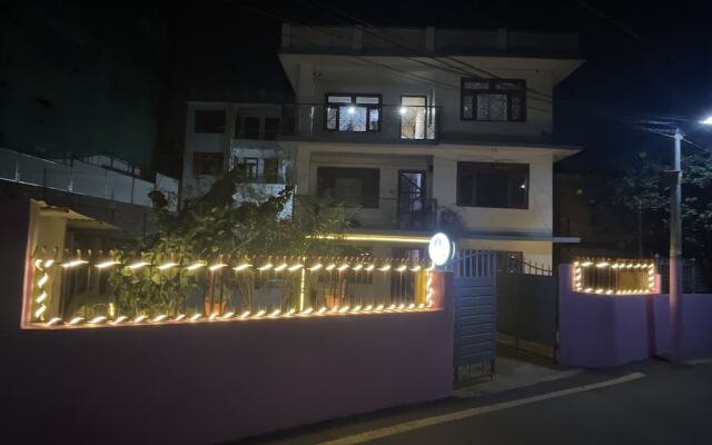 Nirvaan Guest House