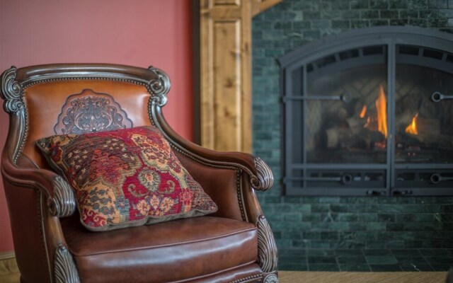 Bozeman - Main Street Retreat