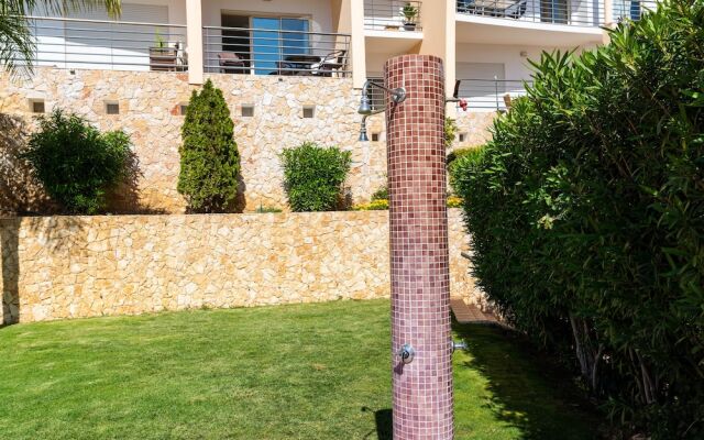 Sea view Apartment with 3 spacious Terraces & 2 Swimming pools