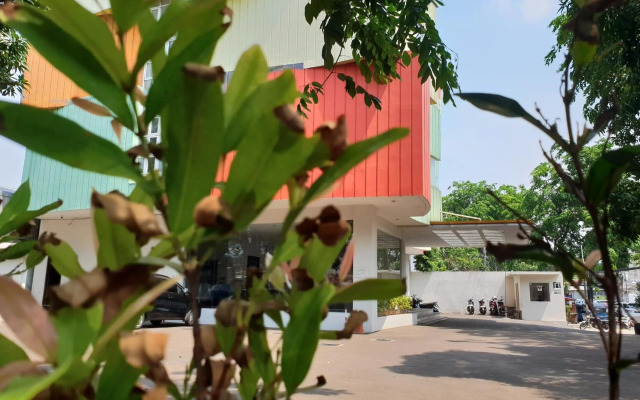 N3 Hotel Zainul Arifin