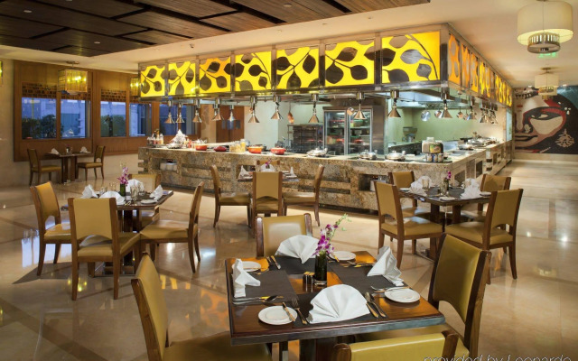 Crowne Plaza Hotel New Delhi Okhla by IHG