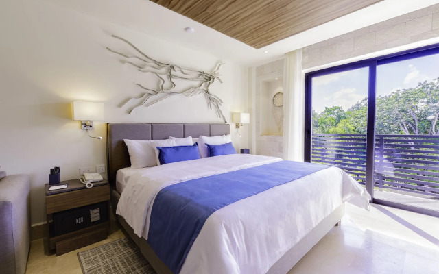 Naay Tulum Curamoria Collection