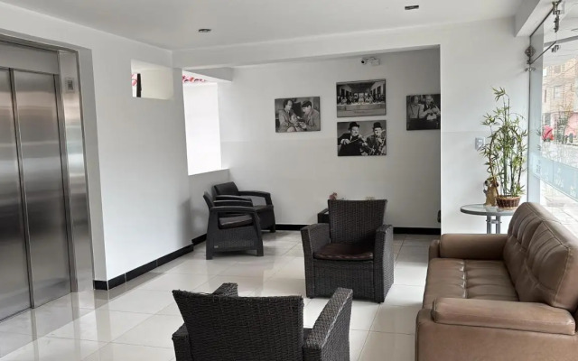 Hotel Venture