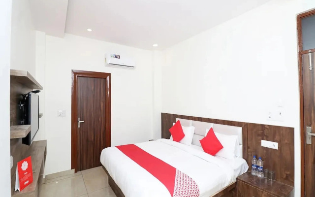 Rohtak Residency By OYO Rooms