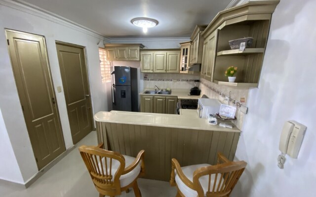 Spacious 3-bedroom Apartment in Santo Domingo!