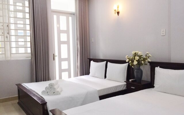 Venus Hotel - Free Airport Shuttle