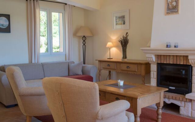 Hotel Le Claux Du Puits